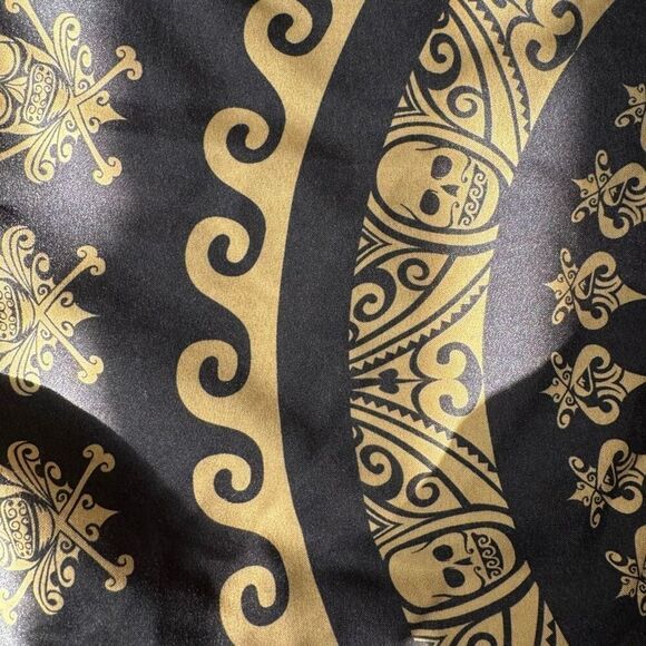 Y2K Quicksilver Gold Tribal Skull Print Board Shorts - Picture 5 of 10